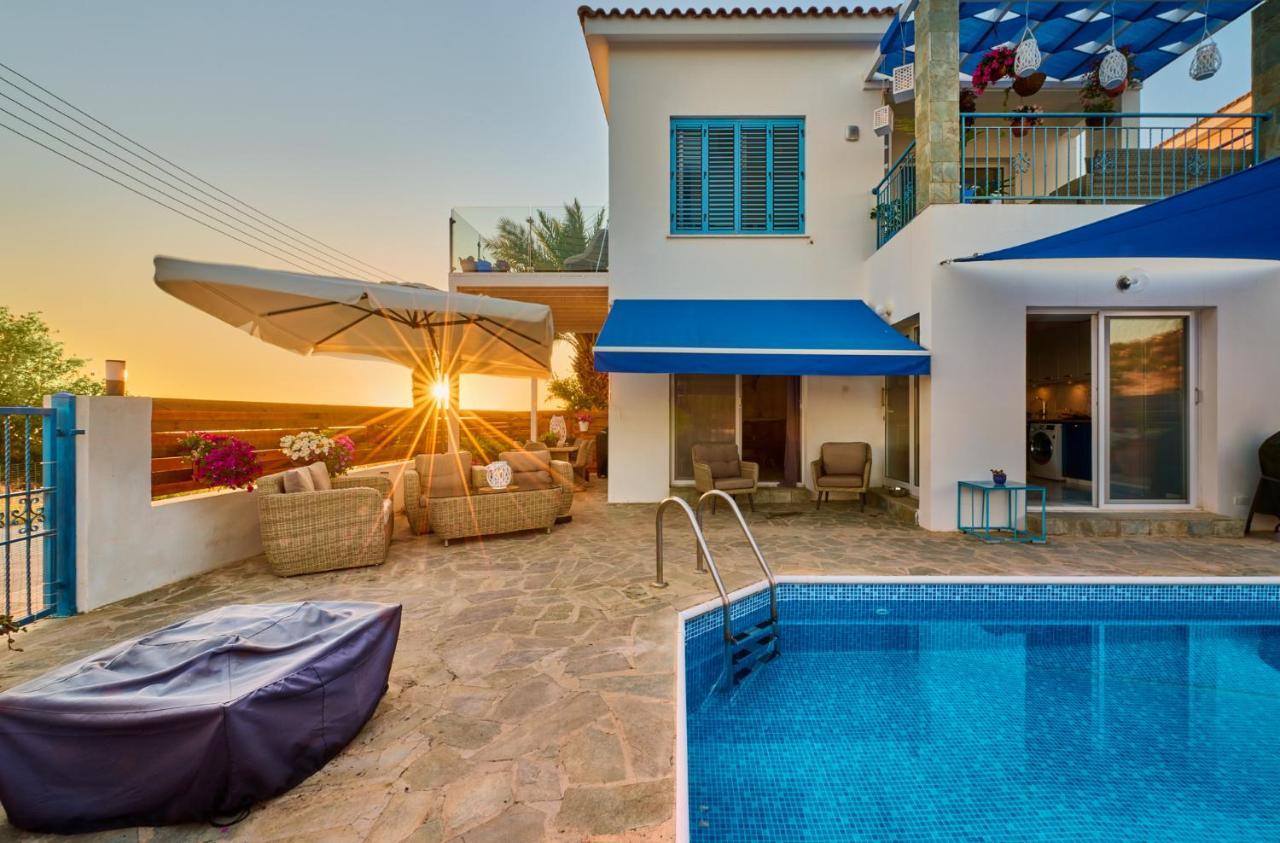 Villanelle Bed & Breakfast Welcomes Dog Lovers Only Tala Exterior foto